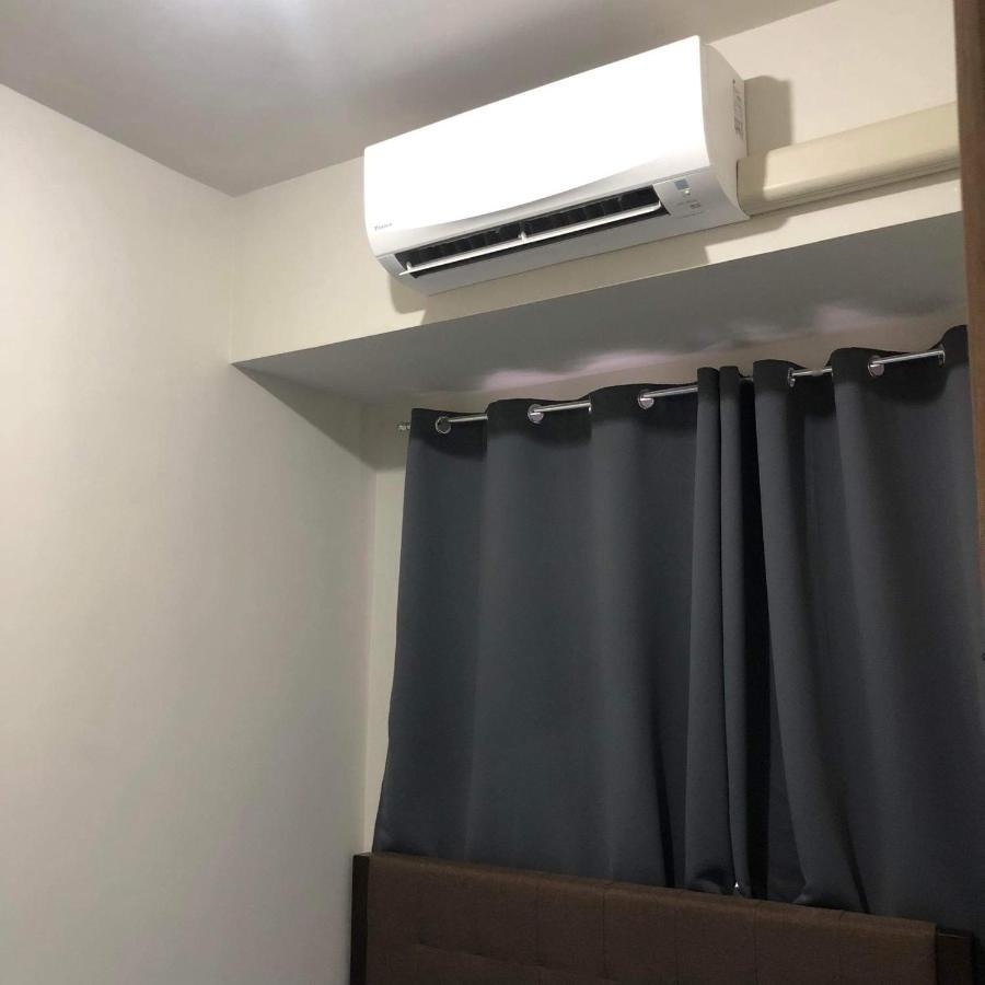 Condo Staycation Near Mall Of Asia Манила Экстерьер фото