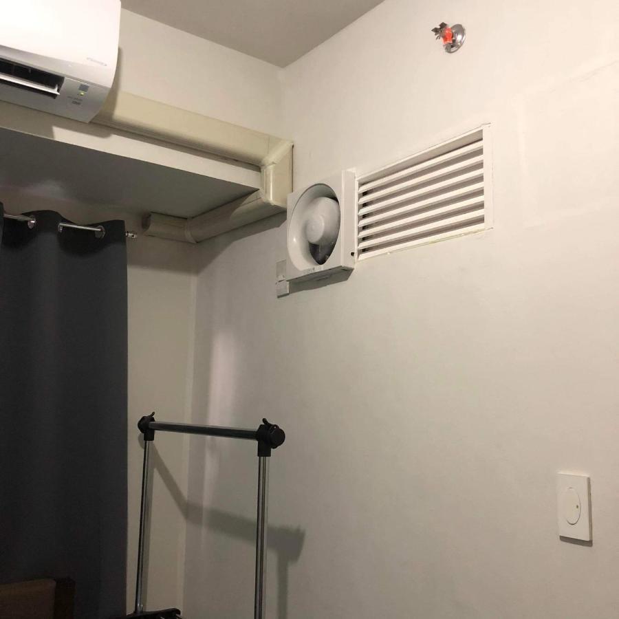 Condo Staycation Near Mall Of Asia Манила Экстерьер фото